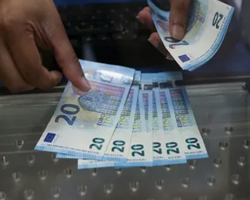 تخصیص ارز وارداتی؛ مراحل، انواع ارز و نکات مهم در واردات رسمی کالا